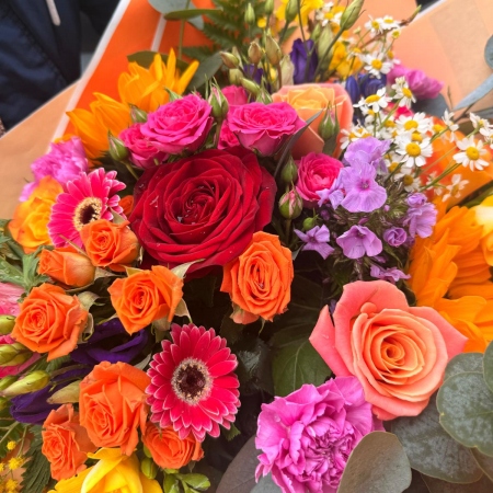 mixed-oranges-pink-and-red-rose