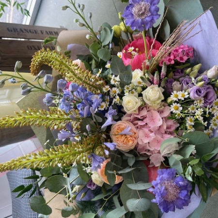 pink-peonie-Hand-tie-Copy