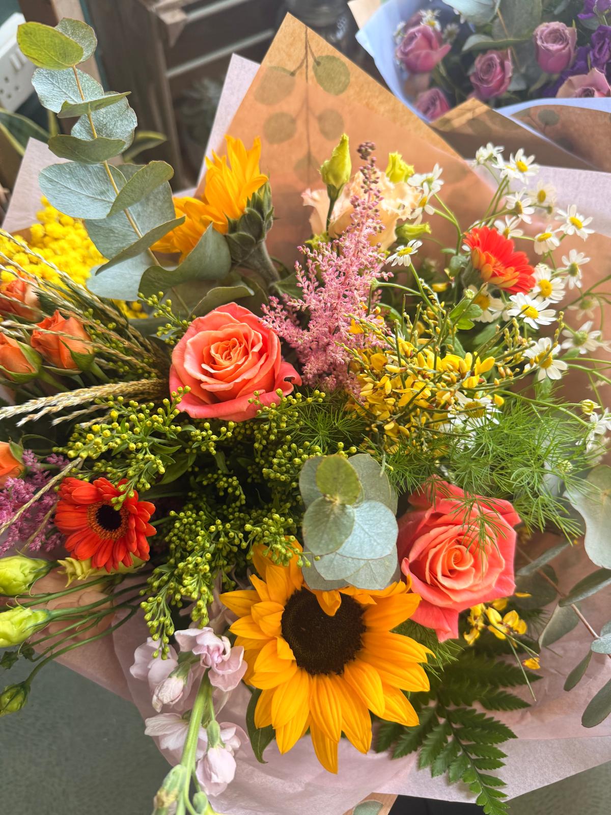 Summer-Mix-Hand-Tied