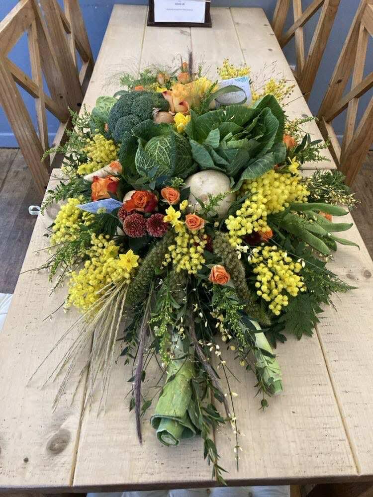 Vegetable-Coffin-Spray